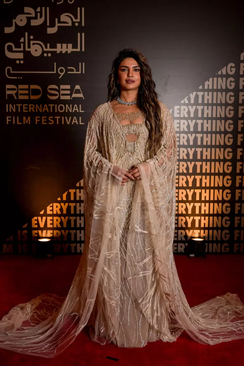 Priyanka Chopra, dezvăluiri emoționante. Ce i-au zis medicii după ce bebelușul ei a venit pe lume
