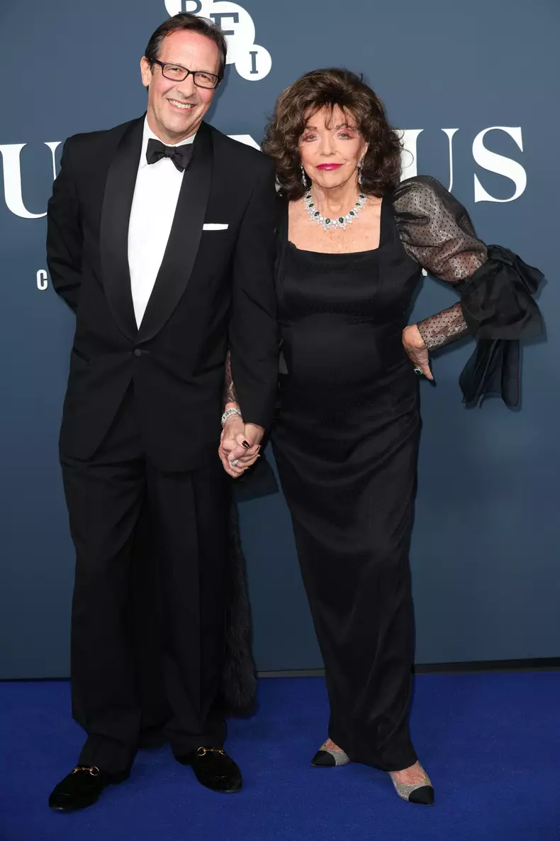 Joan Collins arată mai bine ca oricând la 89 de ani