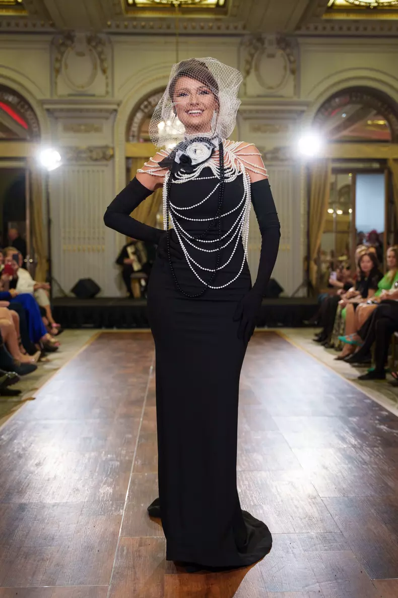 Olivia Păunescu, apariție impecabilă inspirată de Coco Chanel  (6)