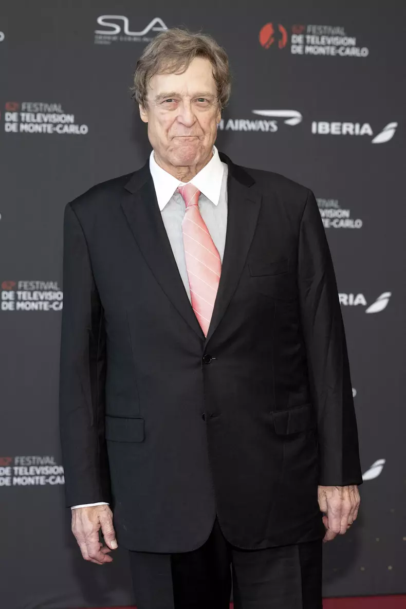 Cum arată acum John Goodman, după ce a slăbit 90 de kilograme