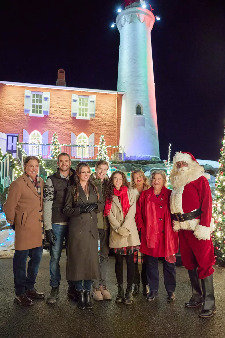 Navigating Christmas Final Image Assets