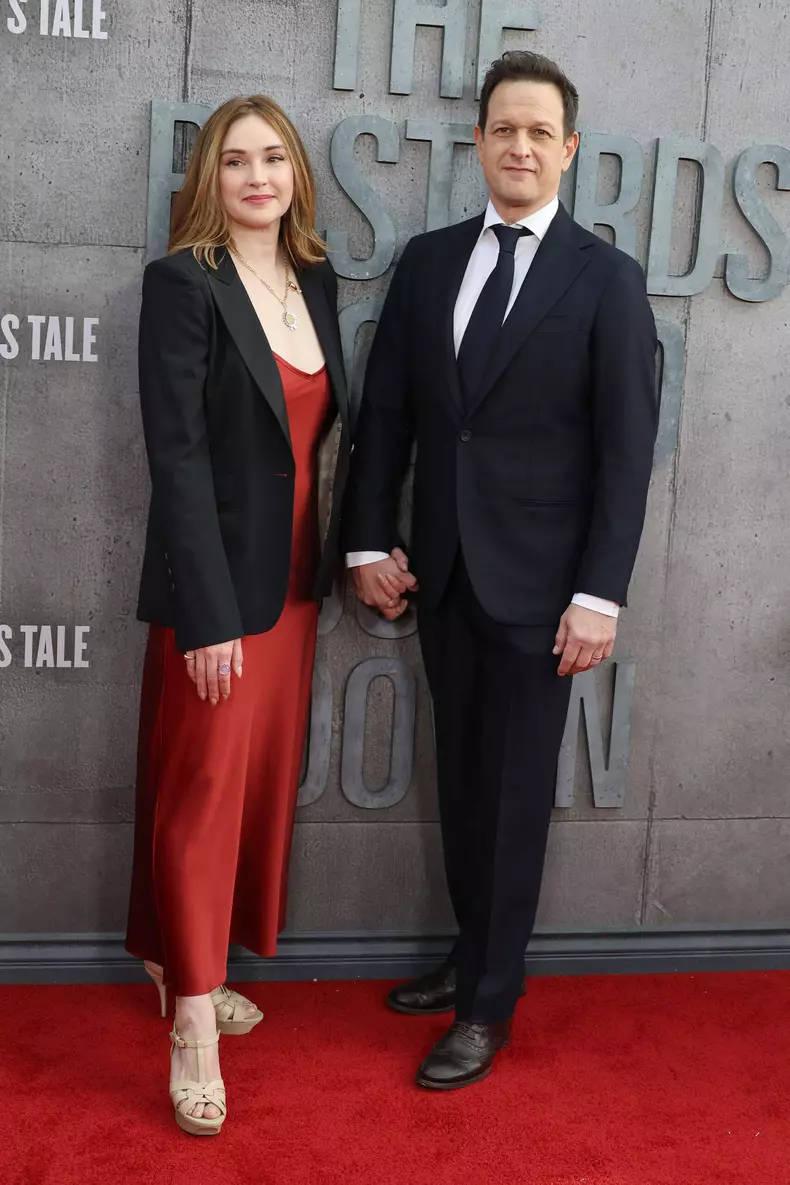 Season 6 Premiere Of Hulu'S The Handmaid'S Tale