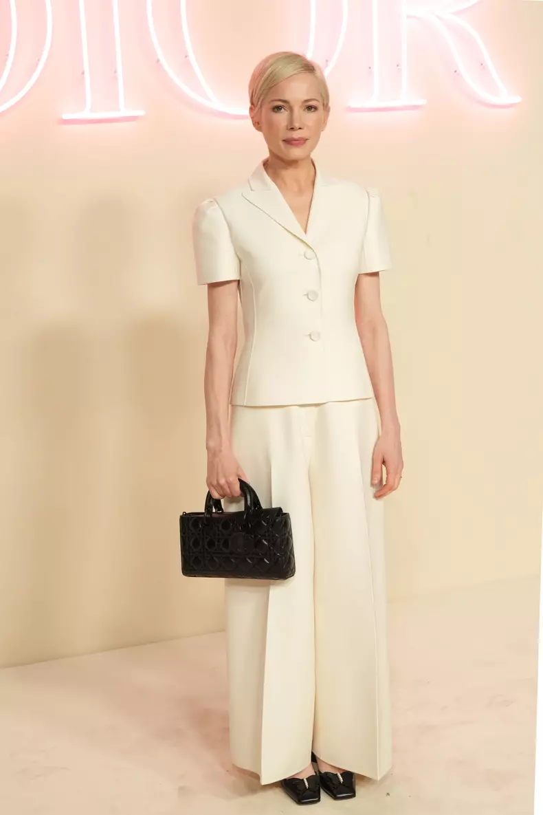 Michelle-Williams-mama-pentru-a-patra-oara