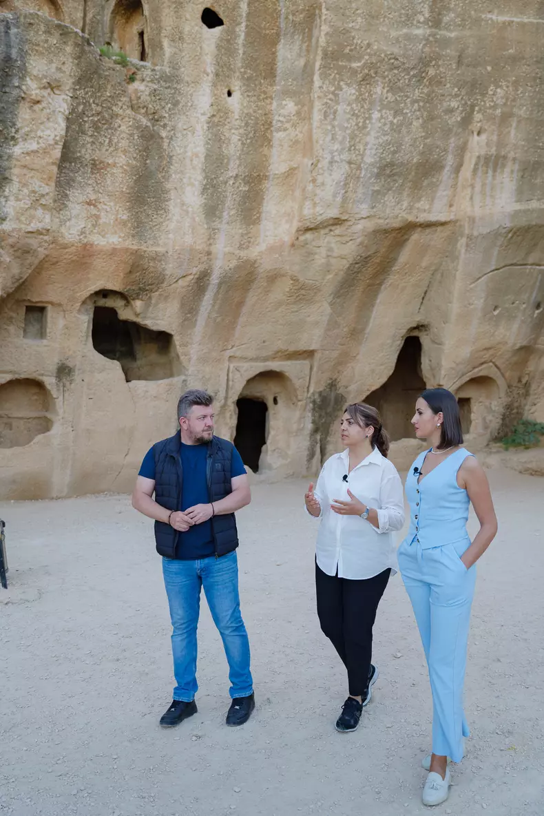 Roventurienii la Dara
