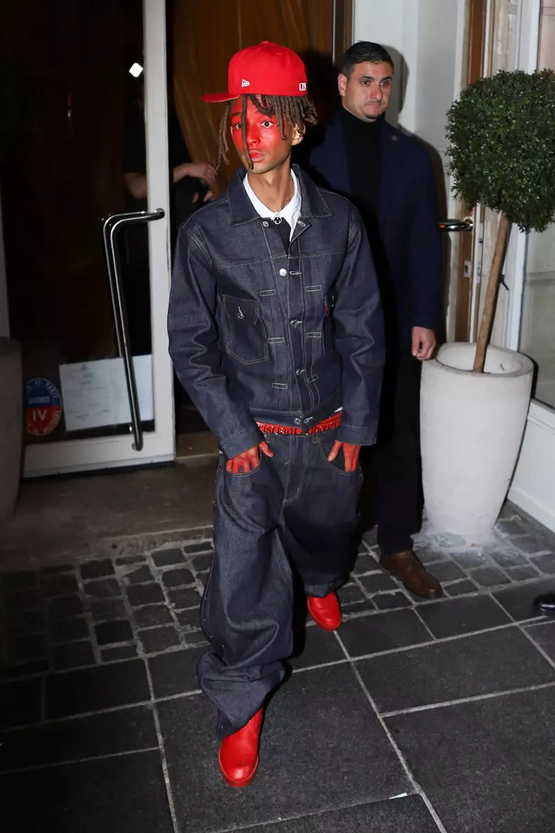 Personnalités au restaurant Siena Paris lors de la fashion week (PFW)