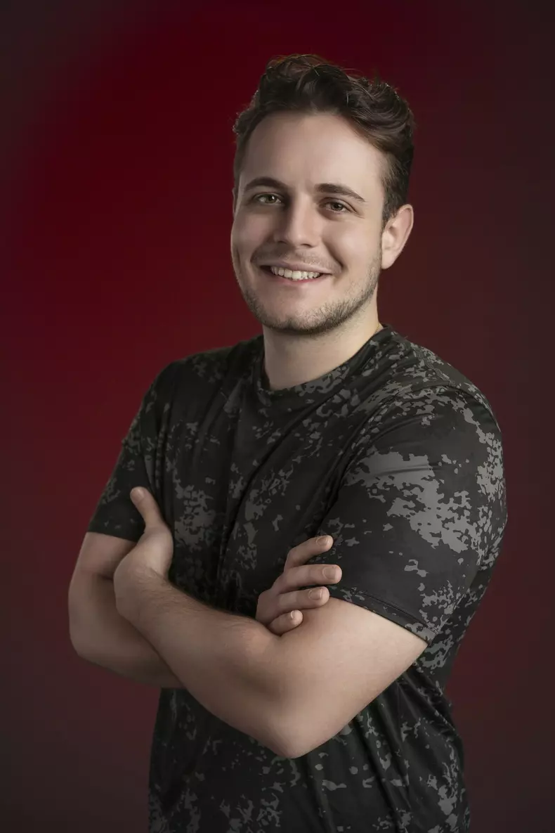 Aris Eram