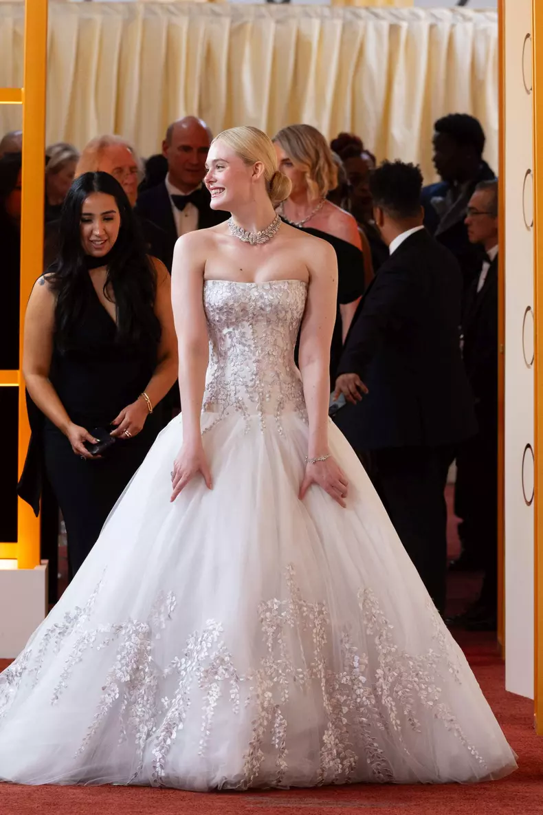 Elle Fanning la Oscar 2026