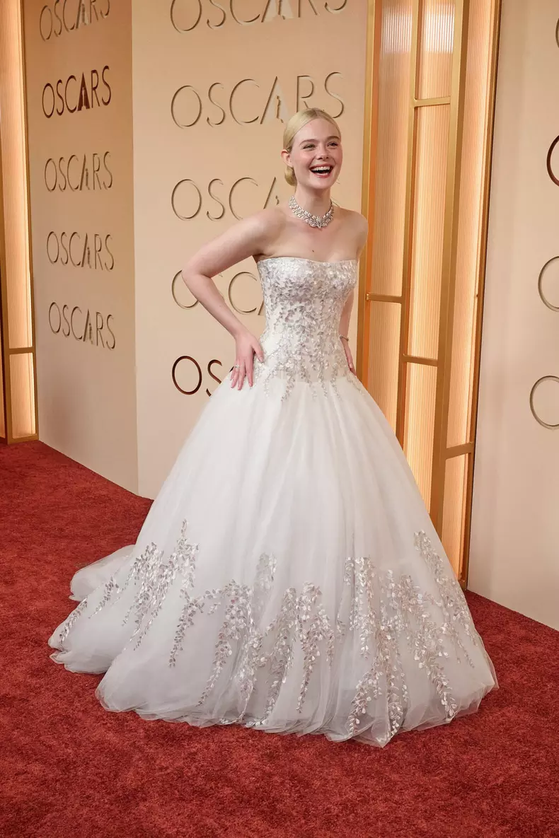 Elle Fanning la Oscar 2026