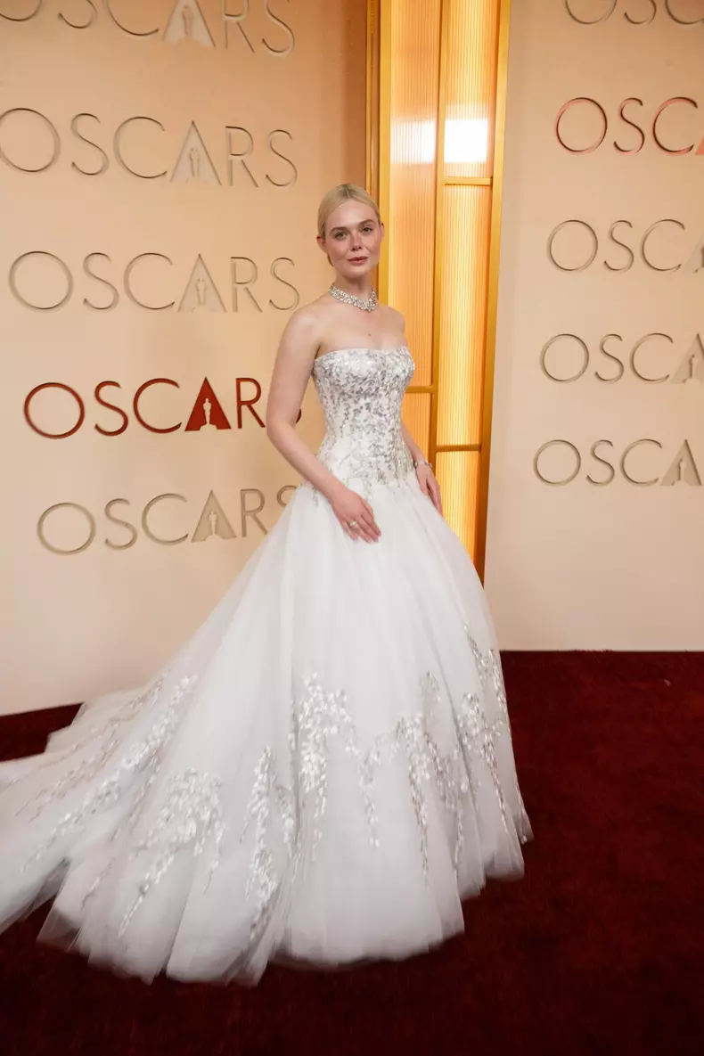Elle Fanning la Oscar 2026