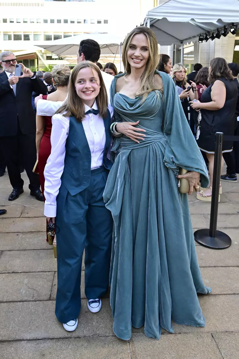 angelina-jolie-vivienne-jolie-pitt-premiile-tony-awards