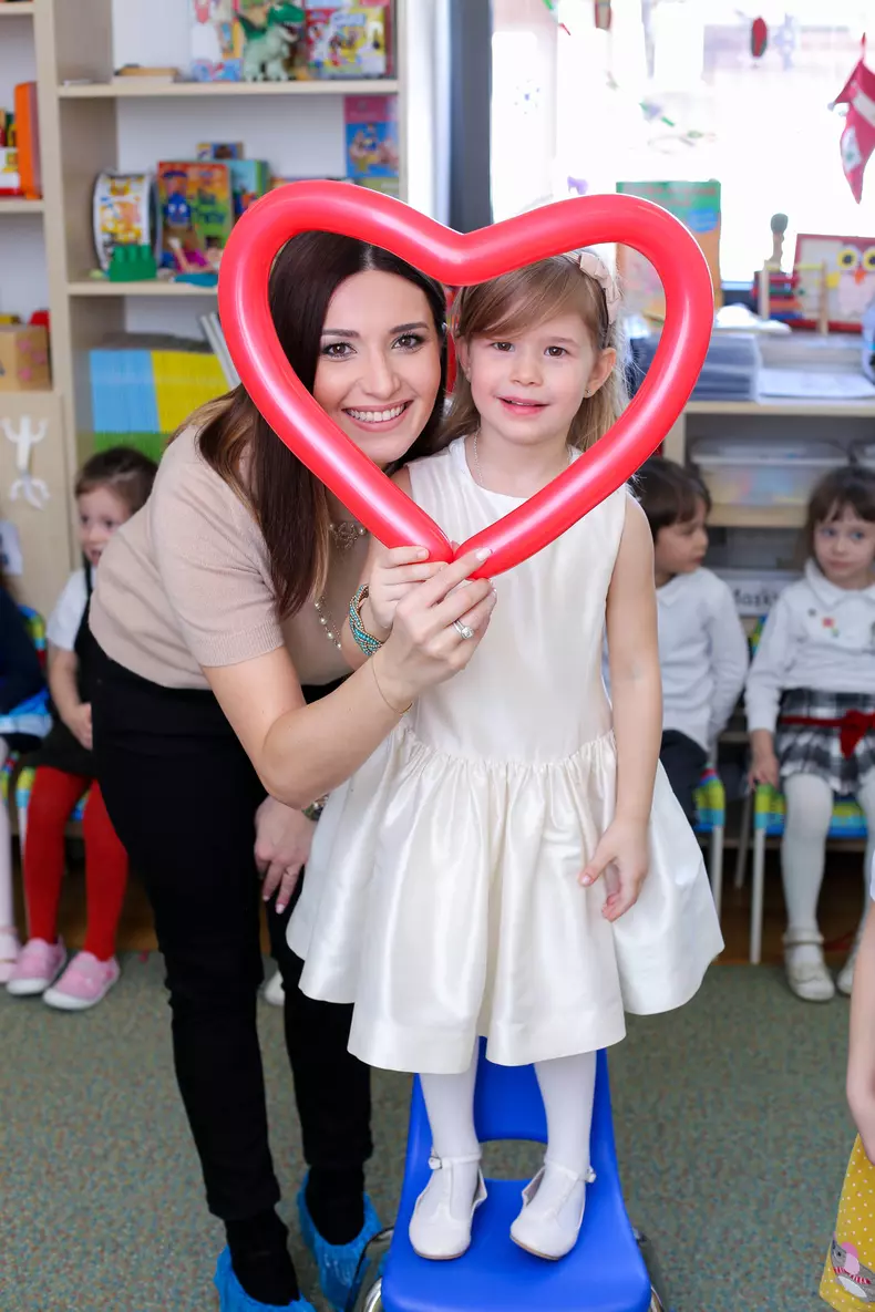 Ela-Craciun-aniversare-fetita-3