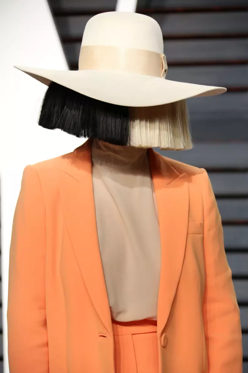 Sia suferă de o boală gravă