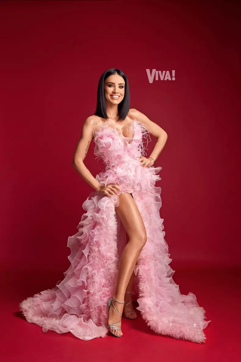 Adelina-Pestritu-VIVA1-1