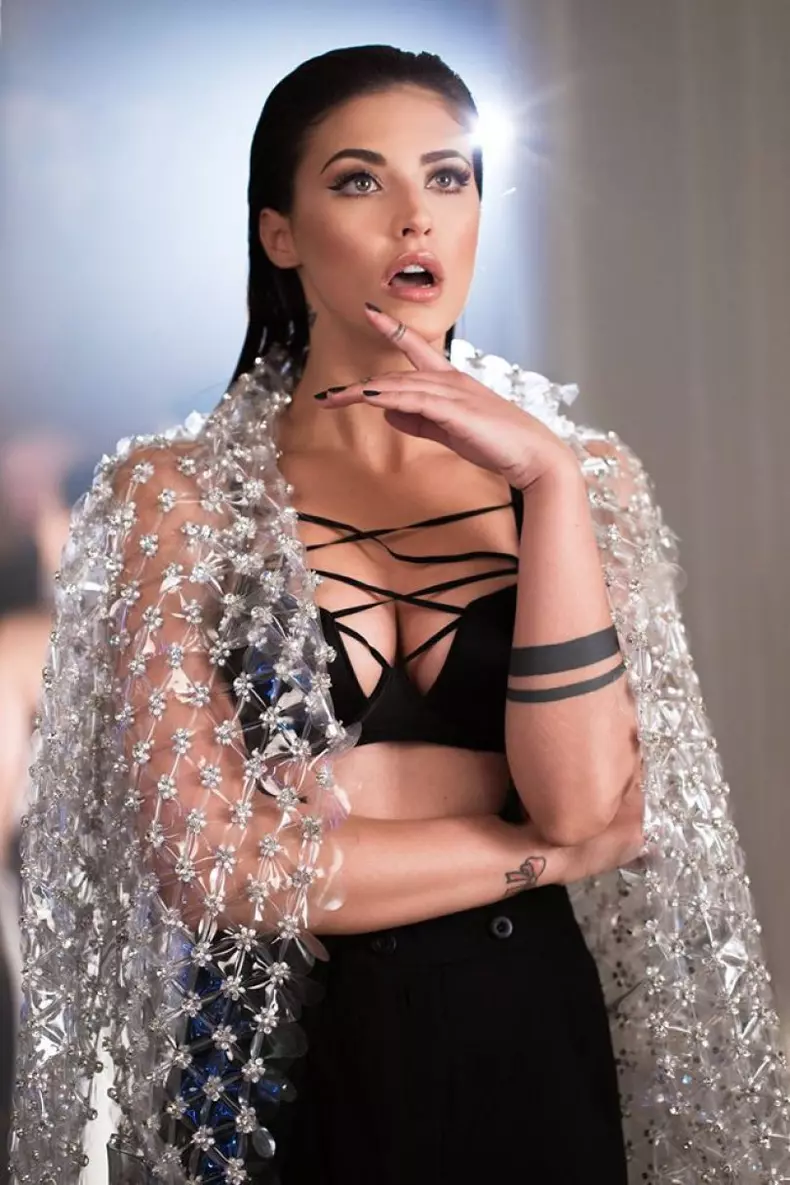 810x0_148491341664b8529b