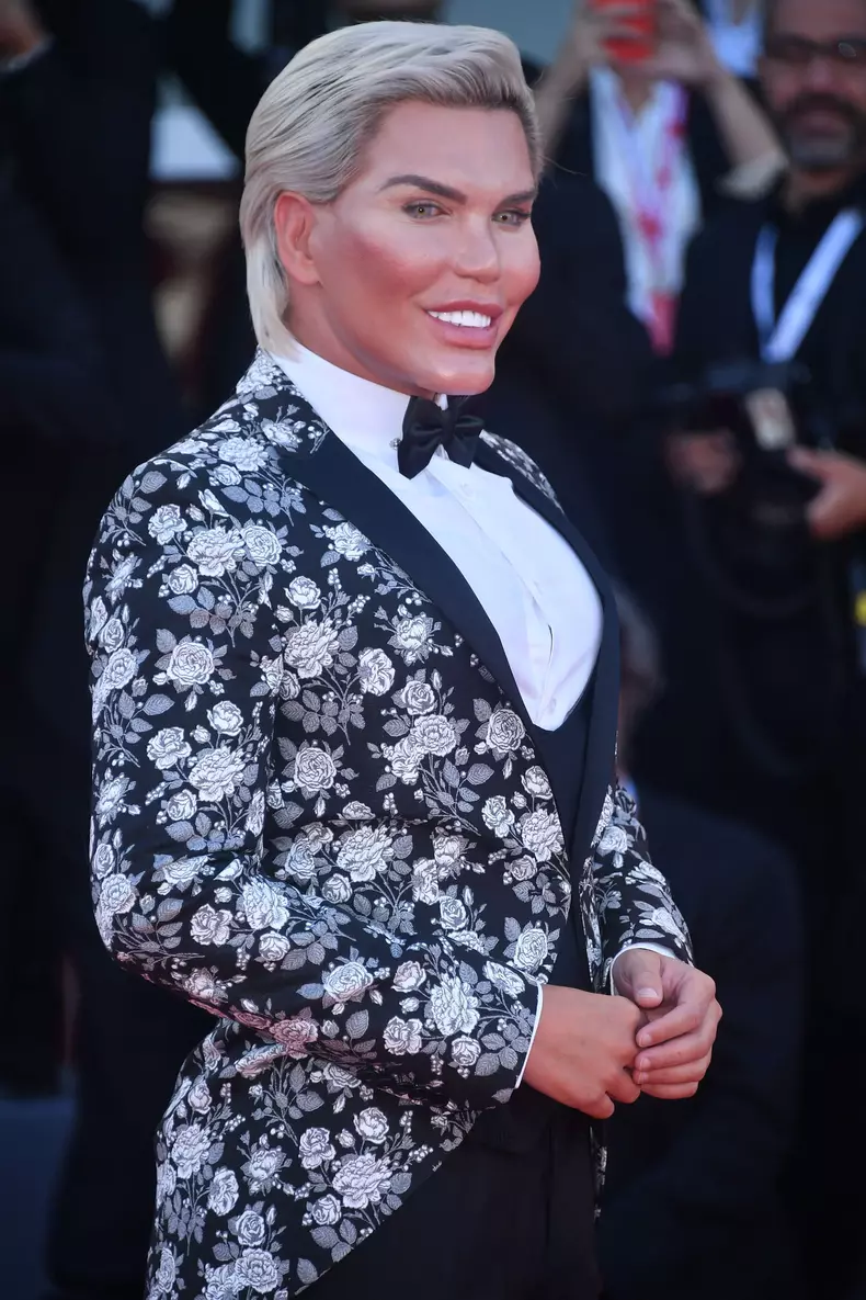 Jessica-Alves-papusa-Ken-8