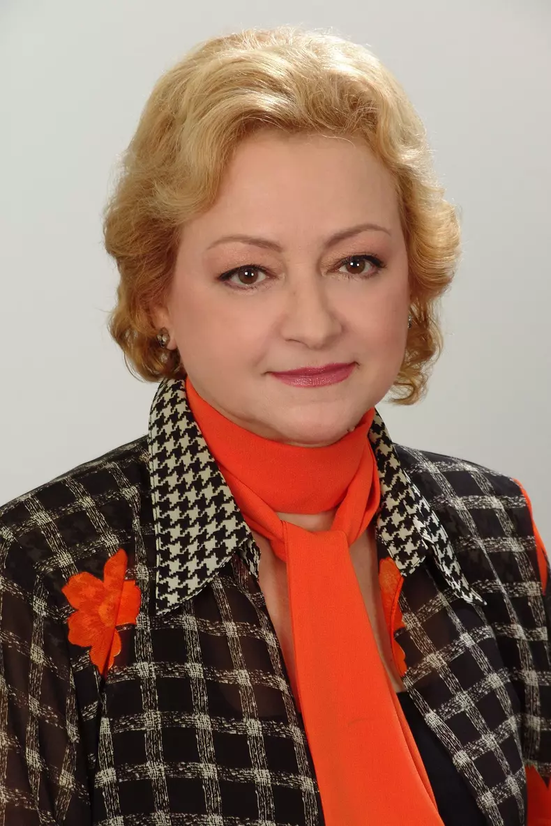 Luminita-Constantinescu-a-murit-1