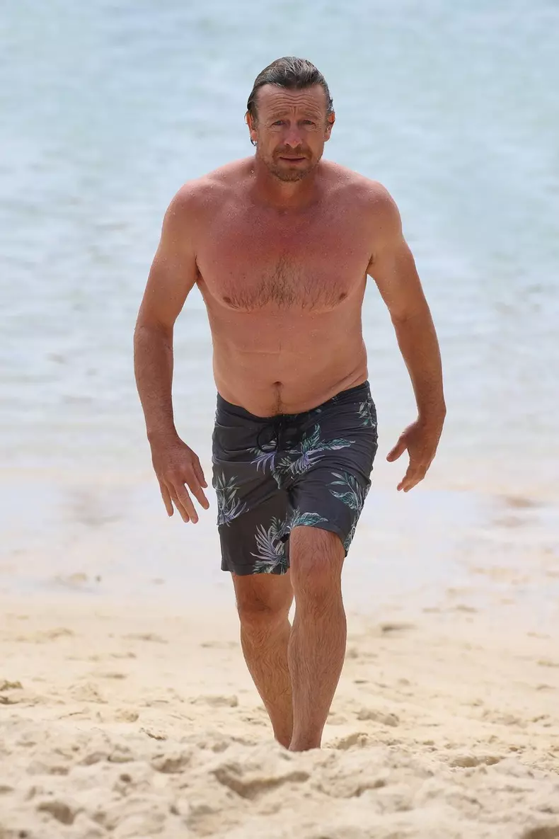 *PREMIUM-EXCLUSIVE* Actor Simon Baker pictured going for a swim at Bronte Beach in Sydney.