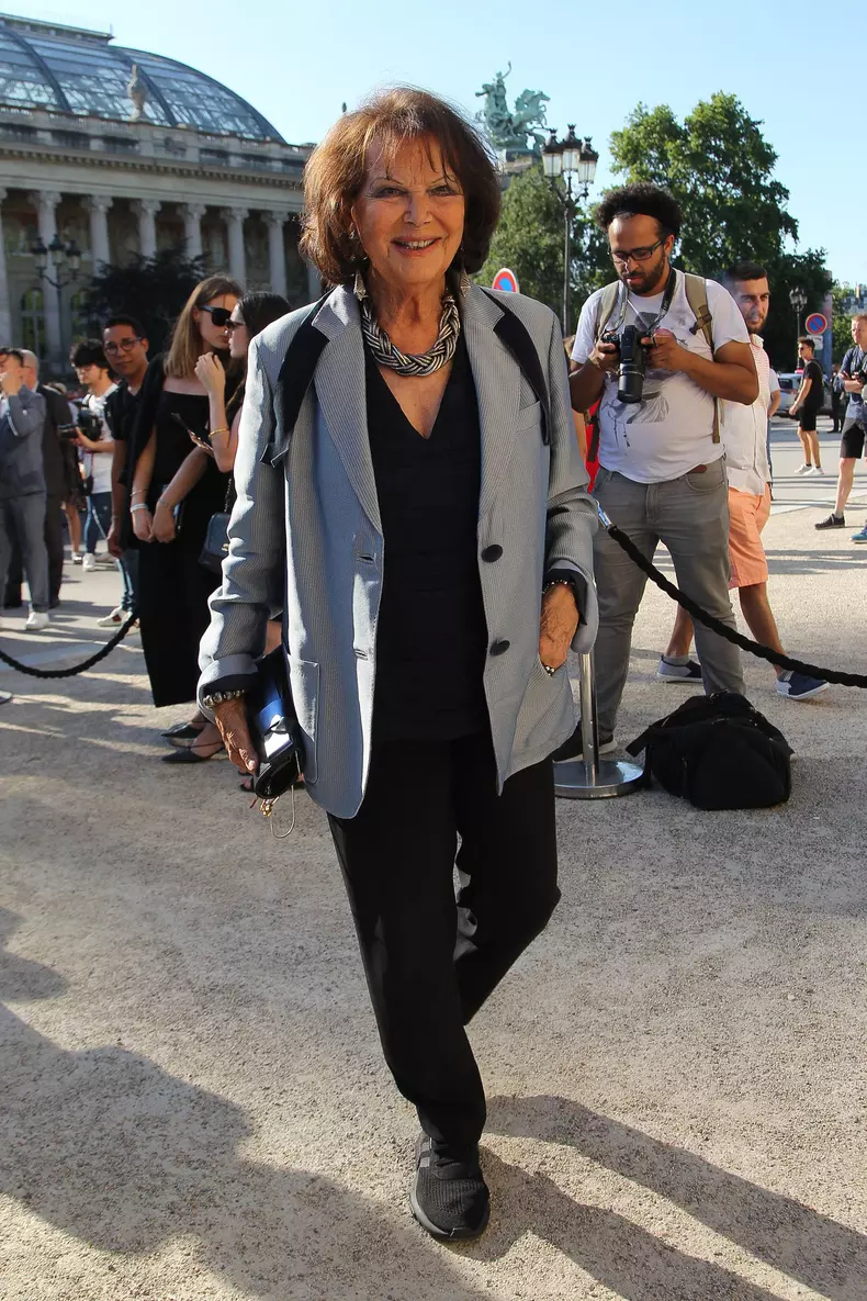 Arrivée des people au 2ème défilé Haute Couture Armani Privé collection Automne-Hiver 2019/20 au Petit Palais à Paris