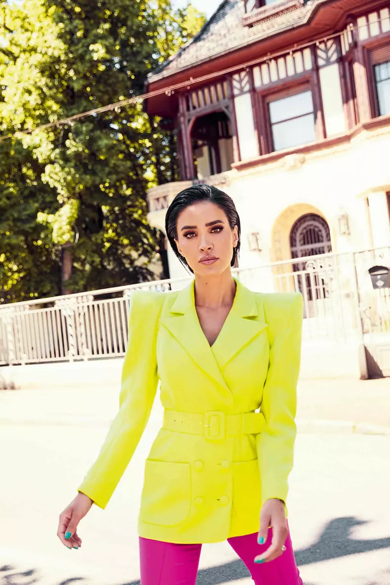 Adelina-Pestritu-5-1