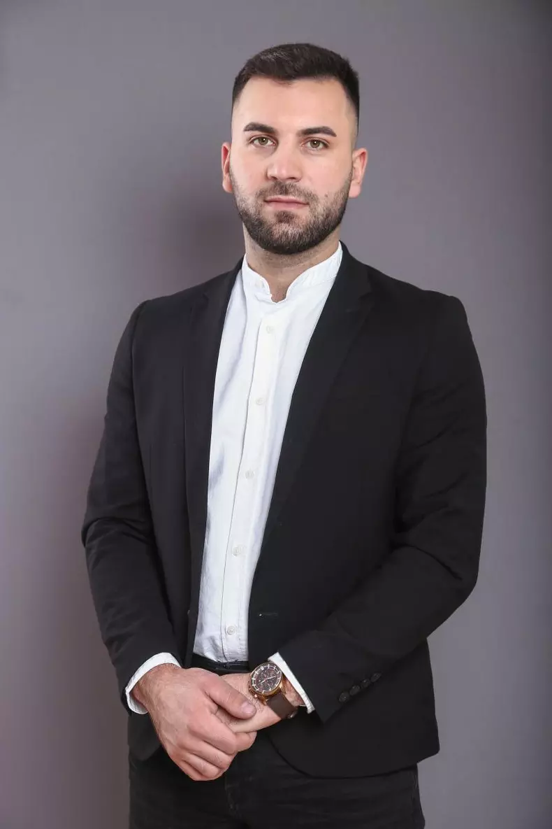 valentin-lupastean-9