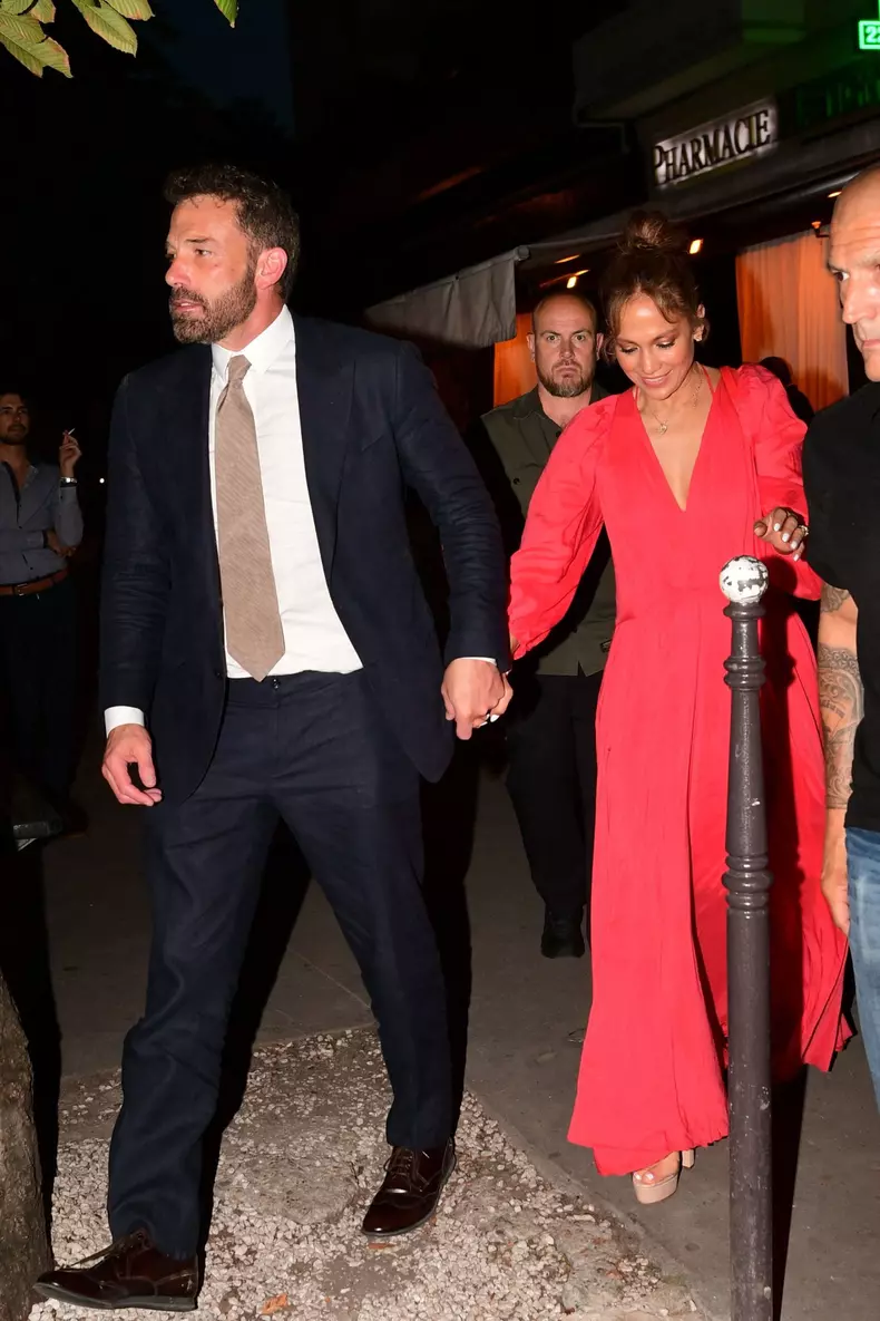 Exclusif - Prix Spécial - No Web - Jennifer Lopez et son mari Ben Affleck en lune de miel ŕ Paris