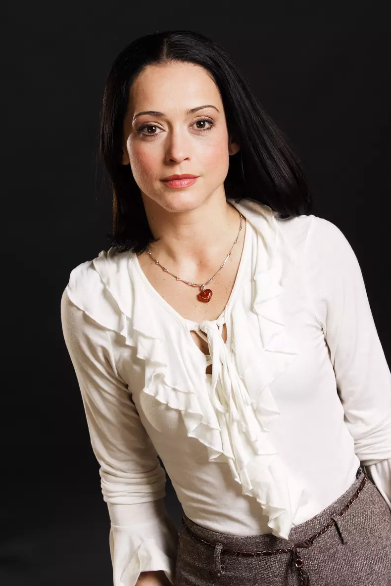 cine-este-ilinca-goia-2