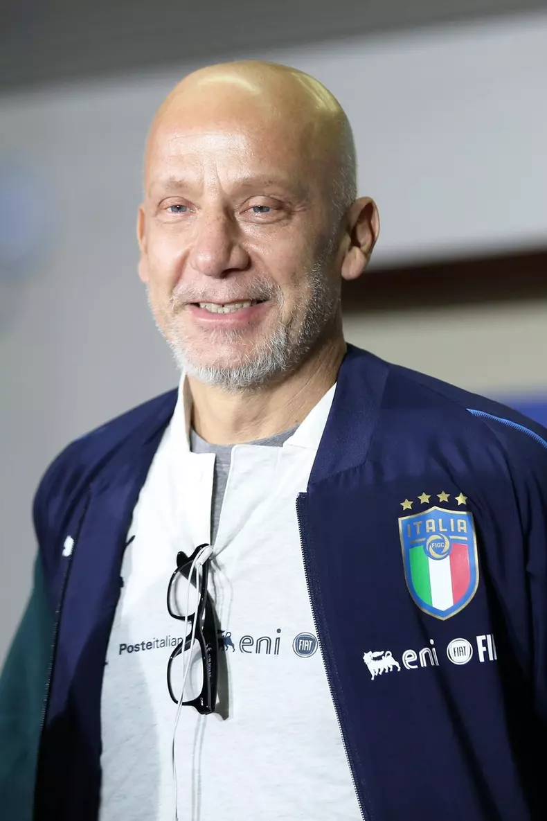 Gianluca Vialli with the Italian national team in Palermo for the Italy Armenia match for European qualification.