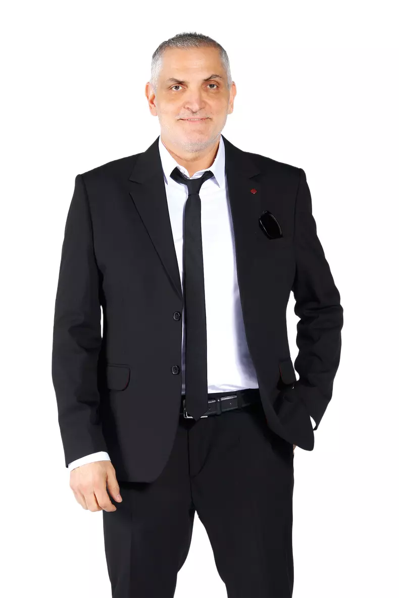 damian-draghici-1-2