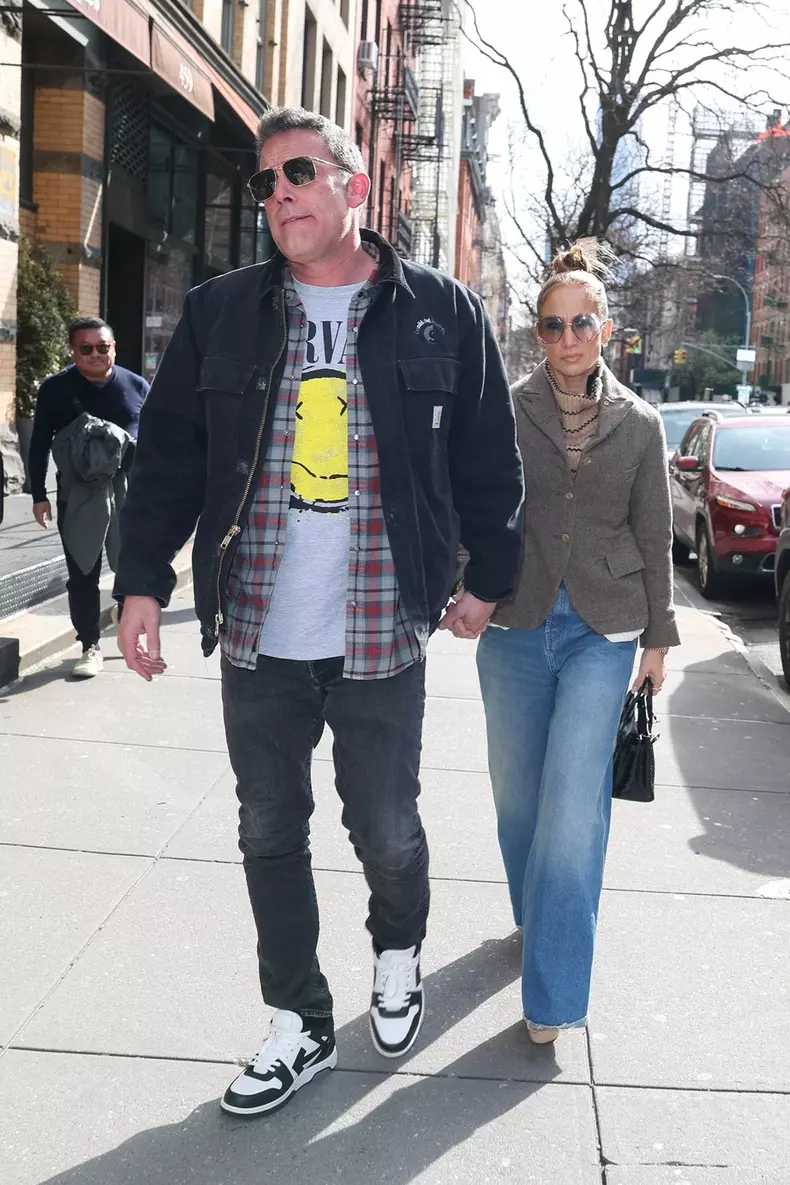 Jennifer Lopez and Ben Affleck head to Sadelle's for lunch with J-Lo's sister!