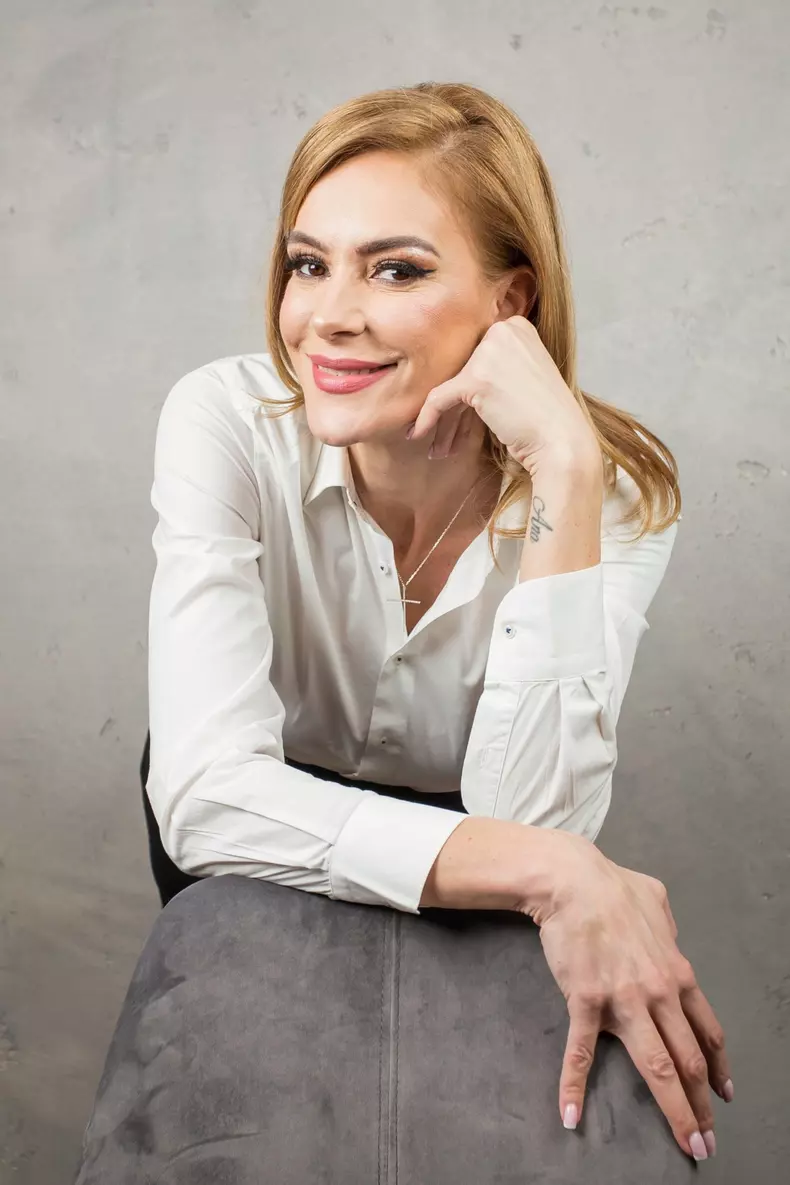 roxana-ciuhulescu-54