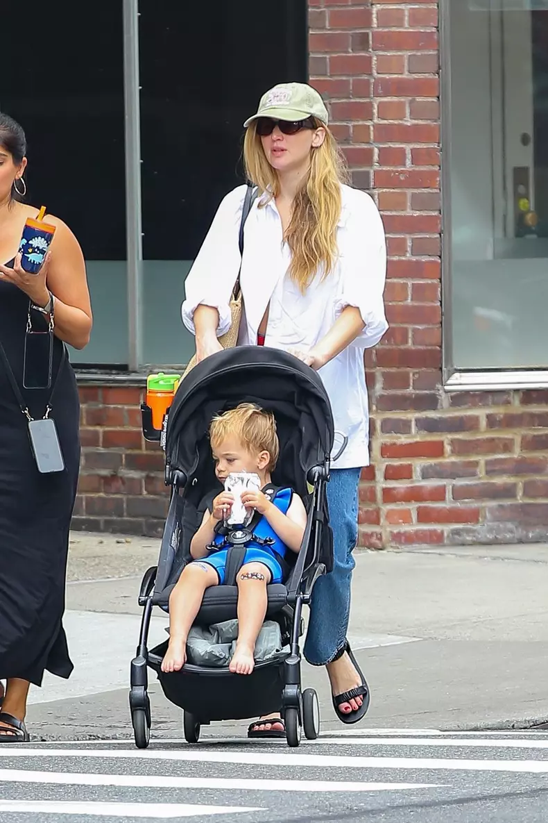 *EXCLUSIVE* Jennifer Lawrence looks relaxed while strolling with her son