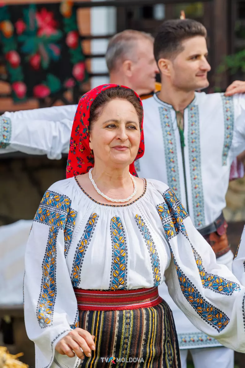Cine-sunt-Surorile-Osoianu-8