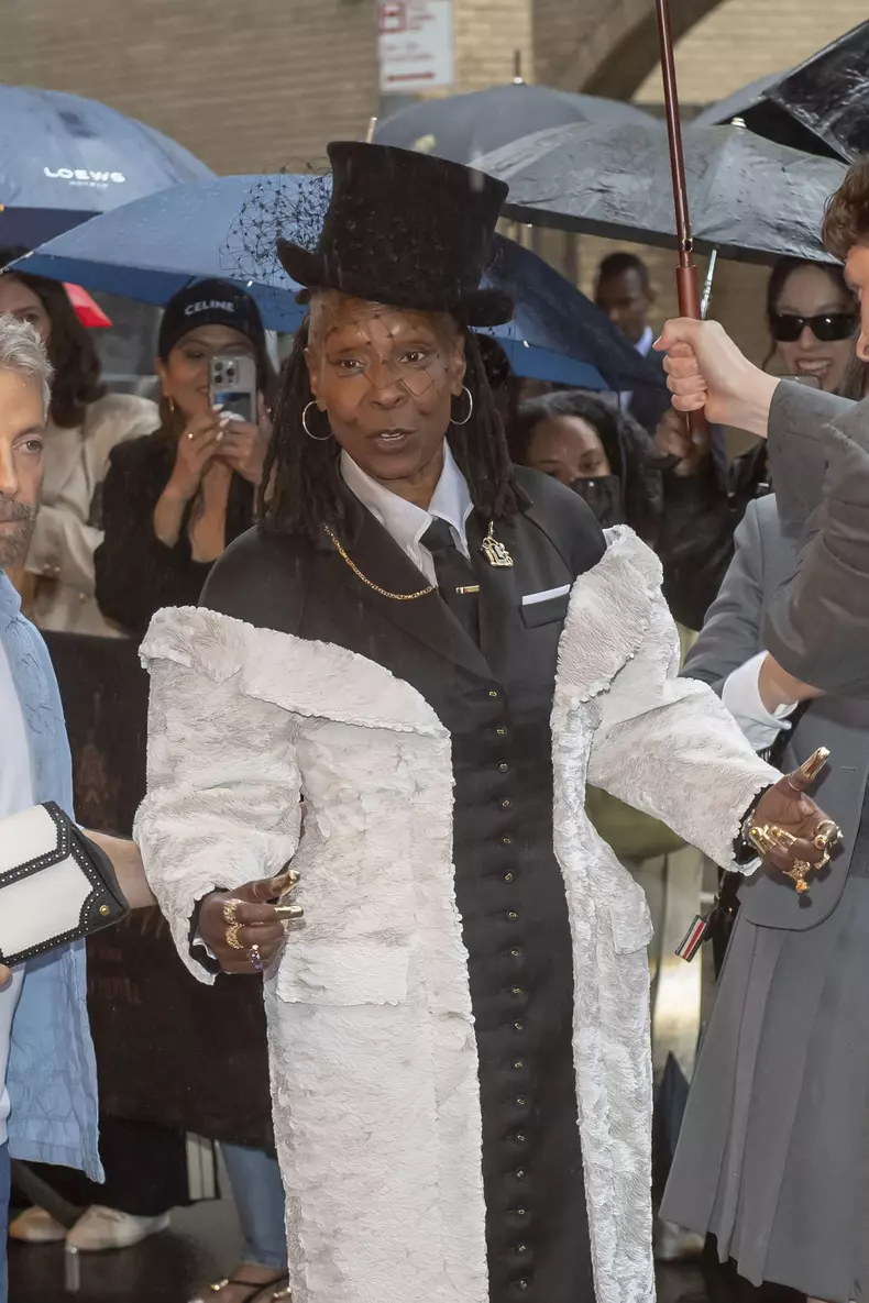 Whoopi-Goldberg-8