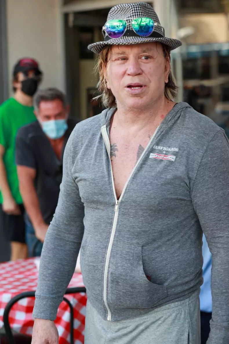 Mickey Rourke resurfaces in Beverly Hills to have lunch with friends