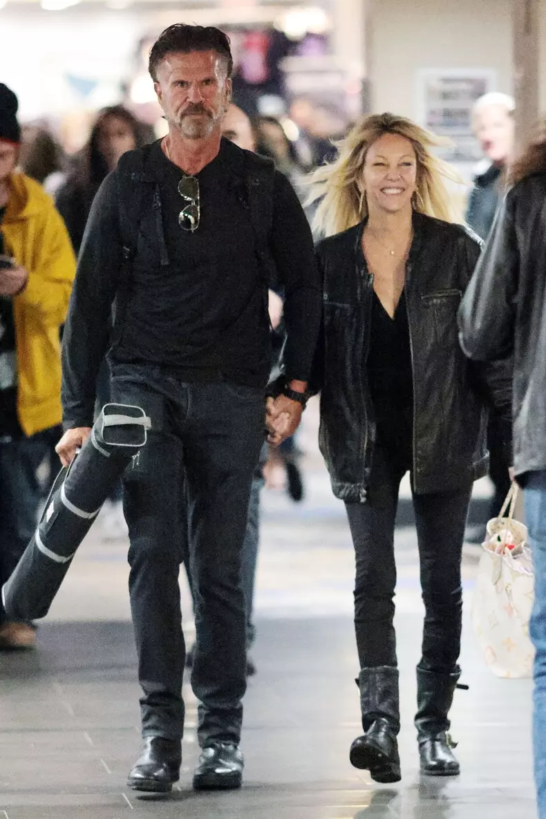 EXCLUSIVE: Lorenzo Lamas and Heather Locklear Are Spotted After First Public Appearance Together in New Jersey