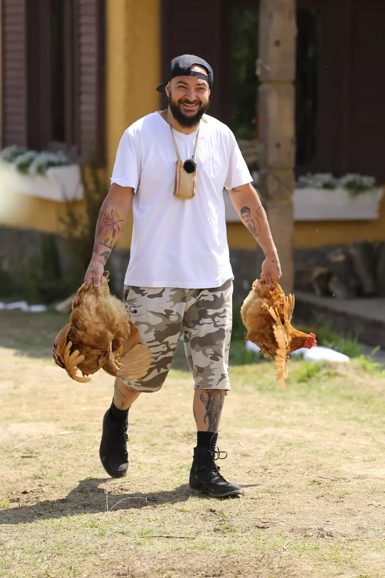 Ferma vedetelor - Cristi Mitrea