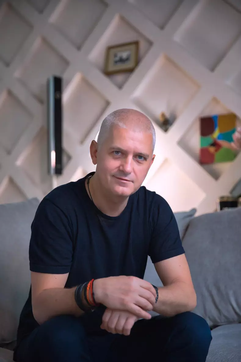 Virgil-Iantu-despre-secretul-relatiei-de-20-de-ani-cu-Roxana.-5