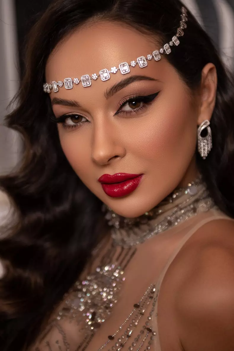Vladuta Lupău Diamond Girl
