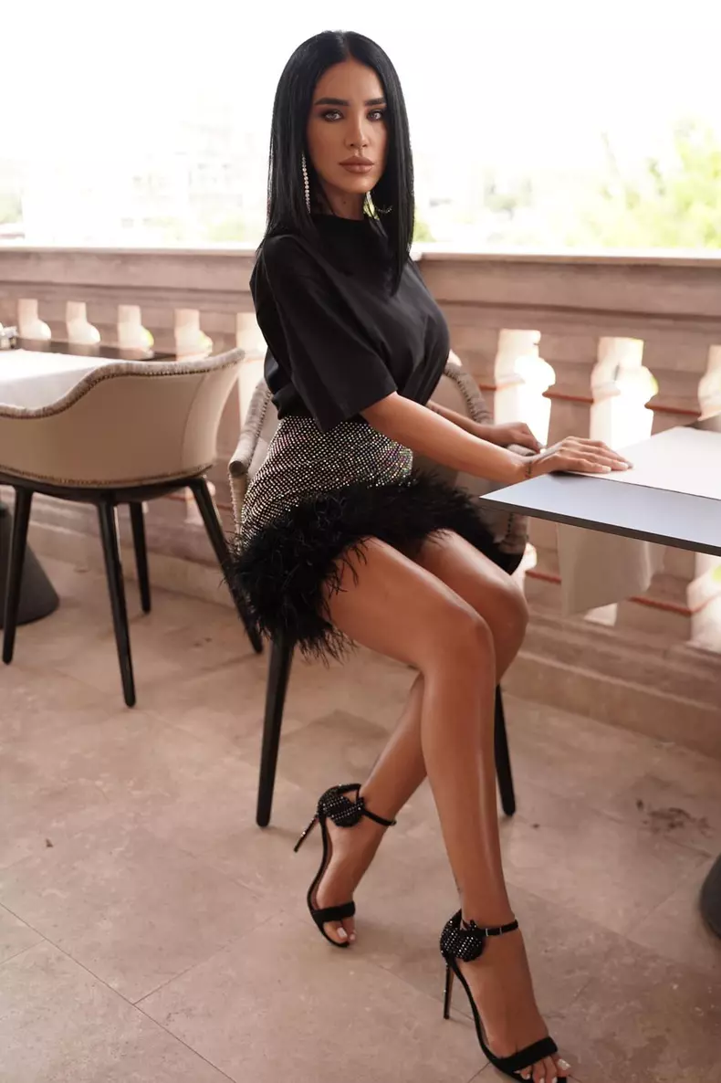 Adelina-Pestritu-2