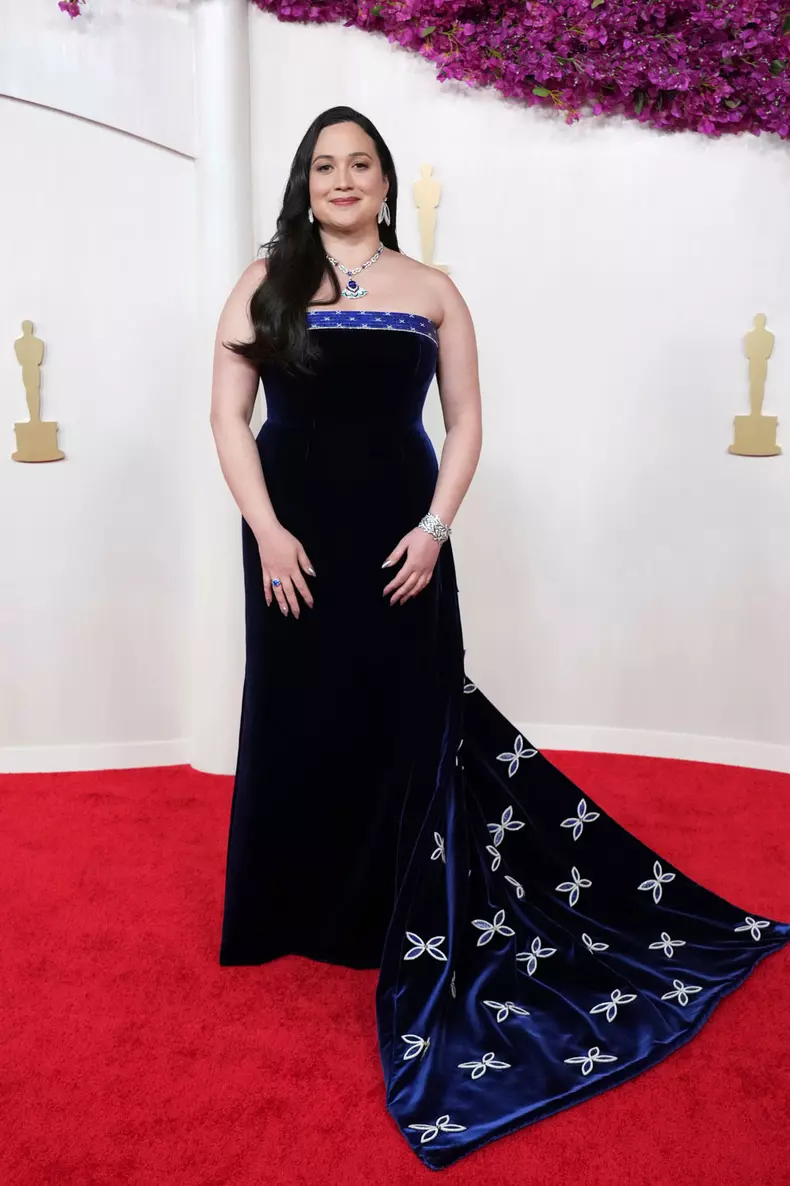 Lily Gladstone în Gucci și Joe Big Mountain