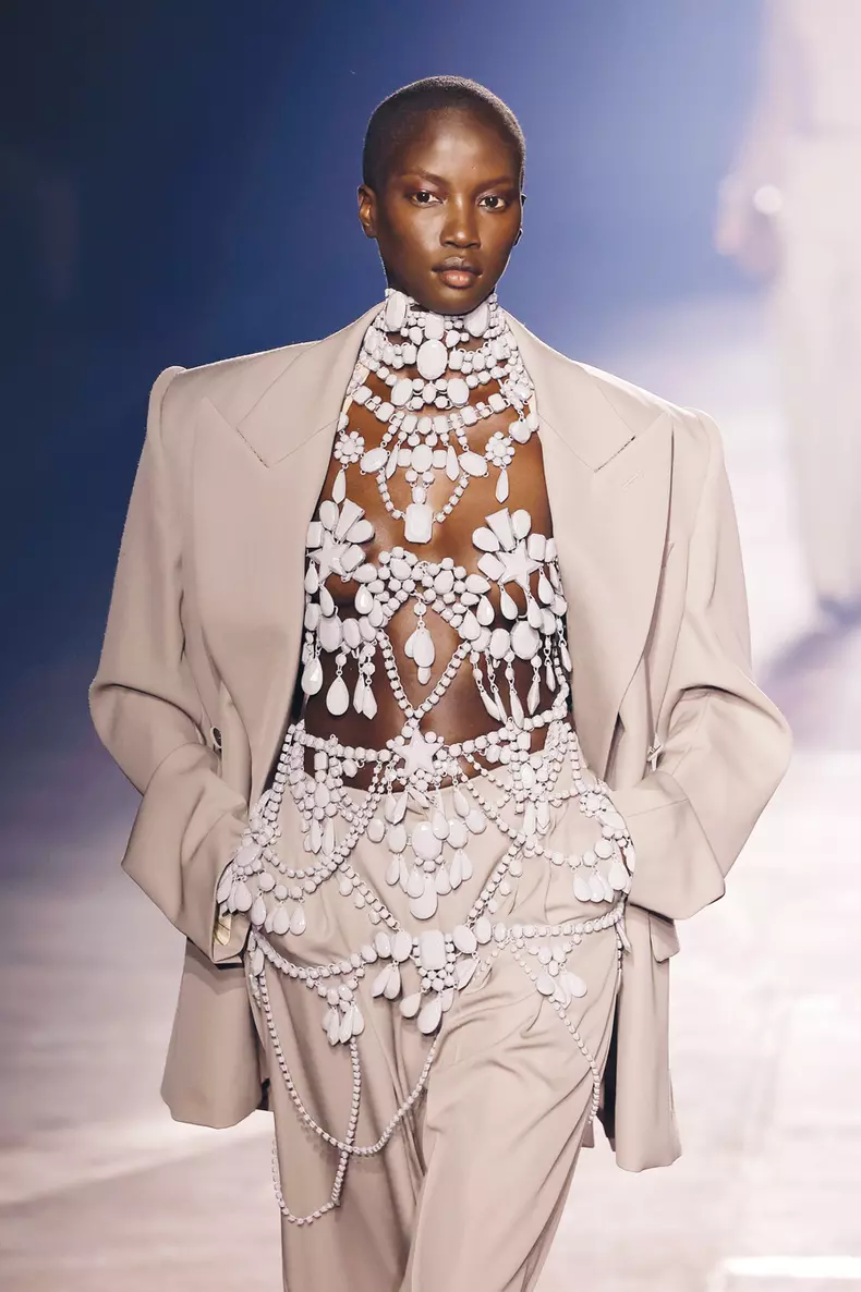 Mugler