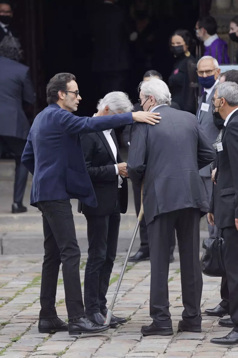 Decizia șocantă luată de Alain Delon. Ce i-a cerut fiului său Anthony