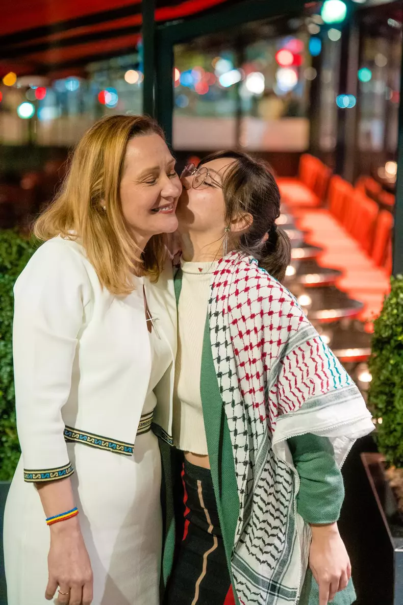 Elena-si-Oana-Lasconi-3