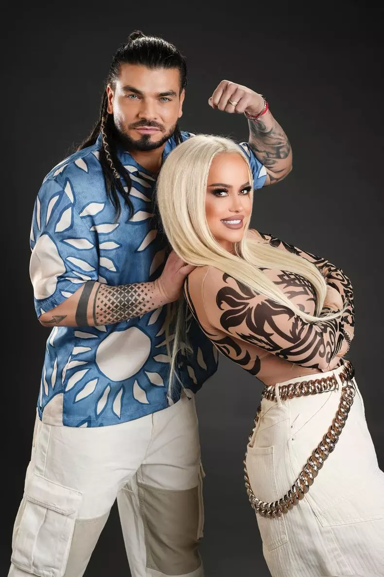 anda-si-joseph-adam-asia-express