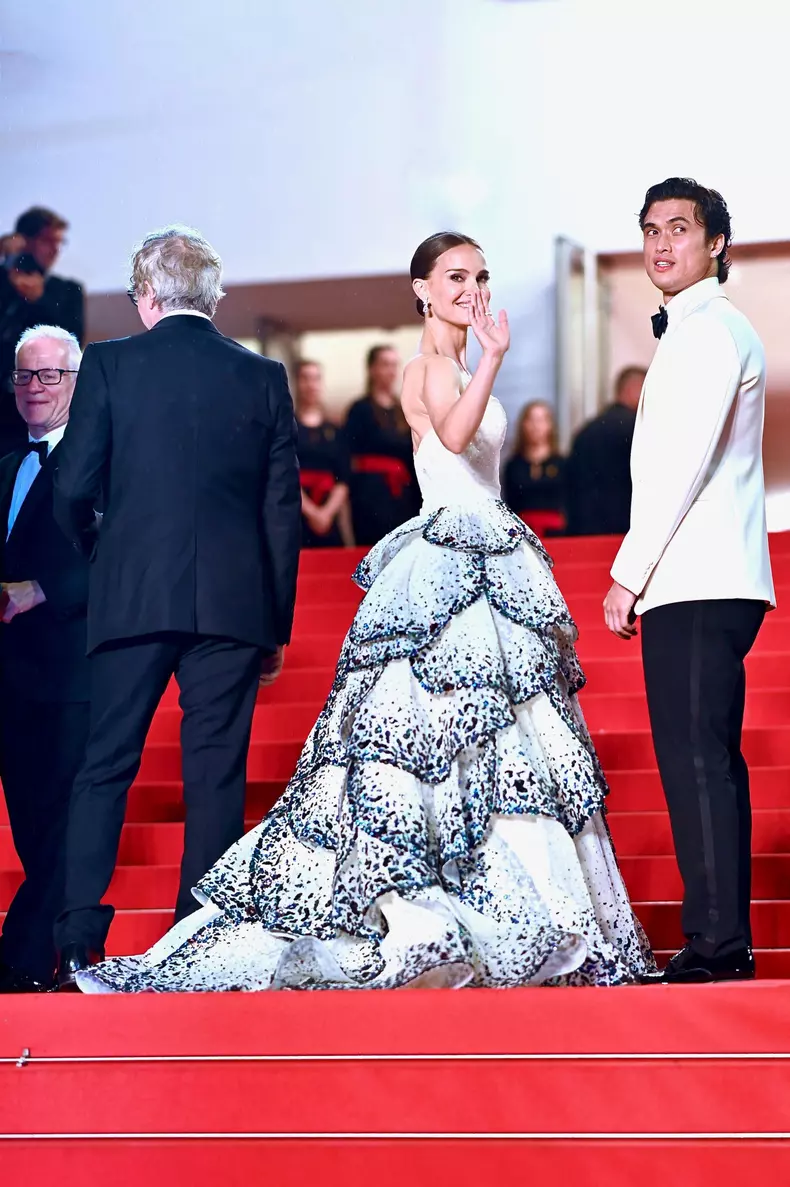 Natalie Portman, înșelată cu o tânără de 25 de ani