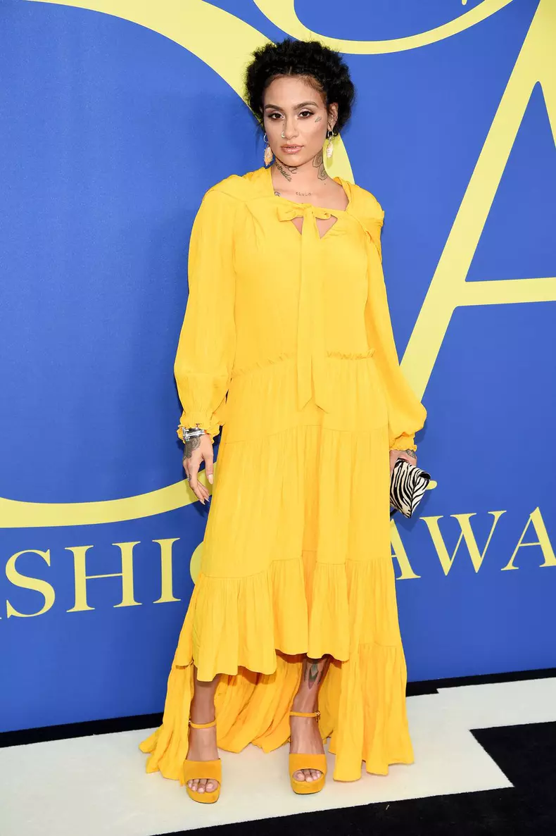 Kehlani într-o ținută 3.1 Phillip Lim