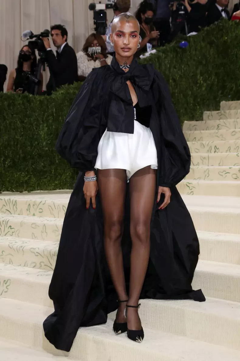 Indya Moore în Saint Laurent
