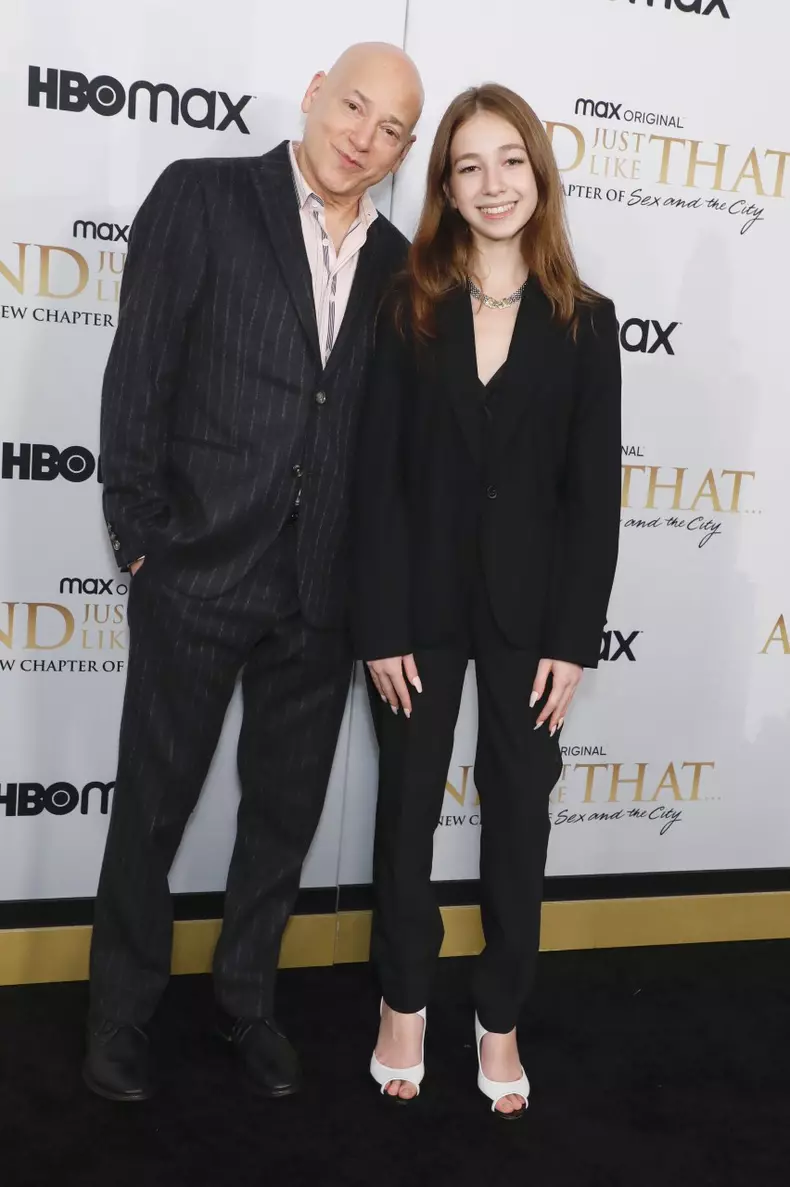 5. Evan Handler și Sofia Clementina Handler