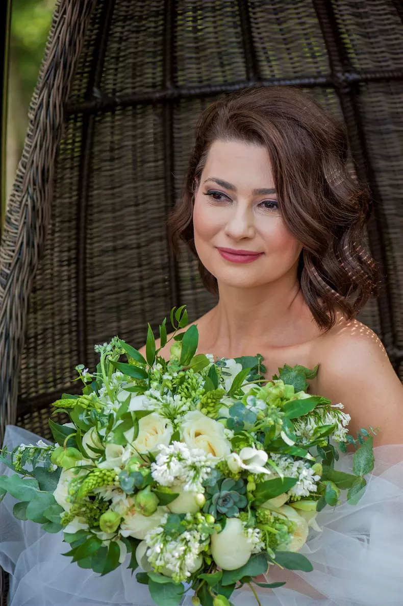 mihaela-calin-buchetul-de-mireasa