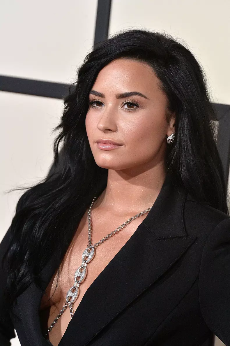 Cum-a-inceput-lupta-lui-Demi-Lovato-cu-consumul-de-droguri-si-alcool.-„Cautam-o-cale-de-scapare-6